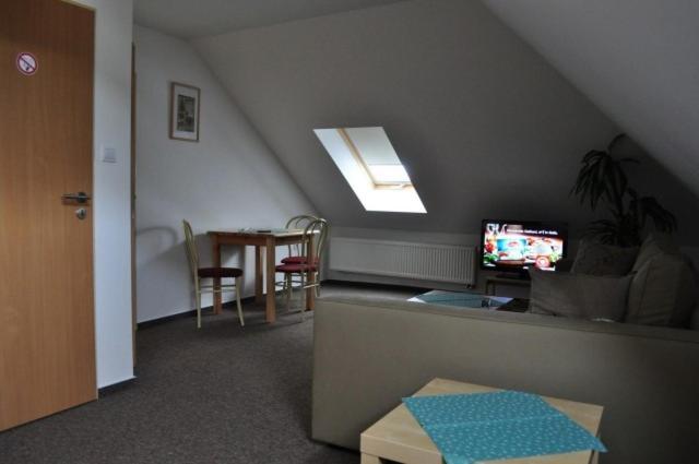 Hostinec Vo Visnovom Stará Turá Habitación foto