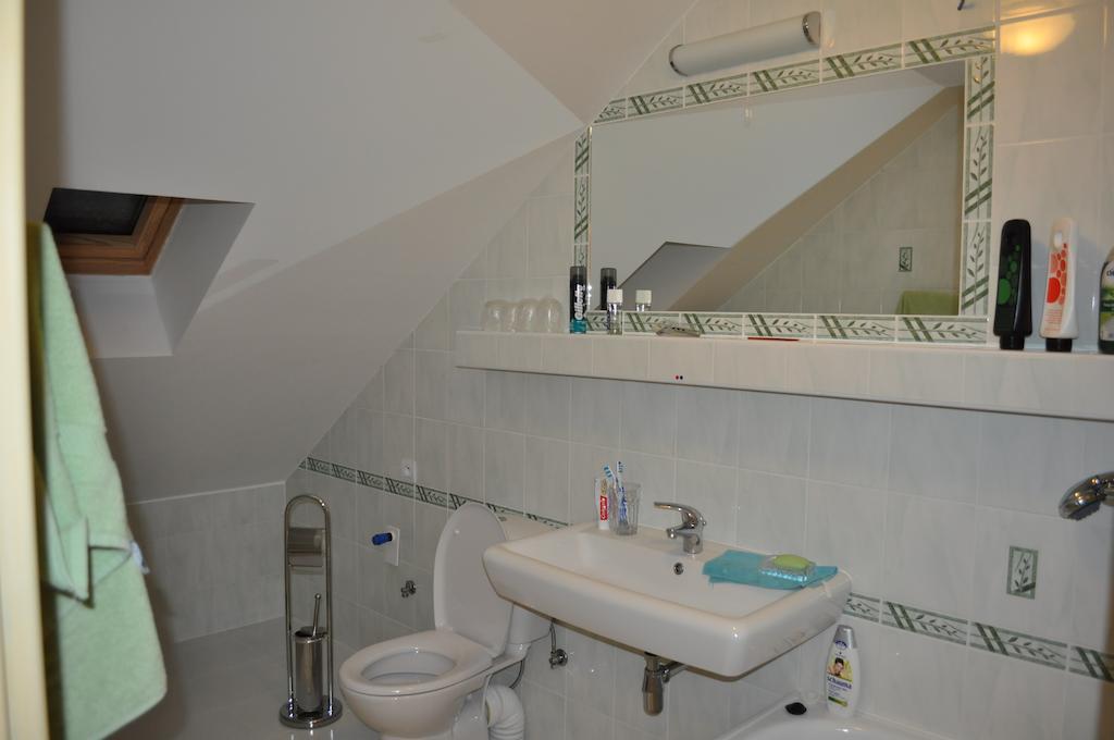 Hostinec Vo Visnovom Stará Turá Habitación foto